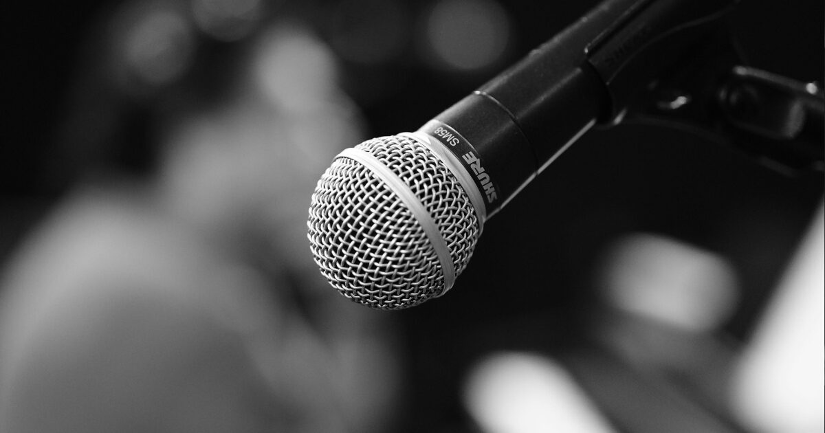 branding voice tips for small businesses on shopify.